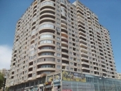 Satılır 4 otaqlı 181 m2 yeni tikili Zərifə Əliyeva adına park
