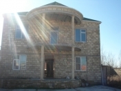 Satılır 5 otaqlı 240 m2 həyət evi Maştağa