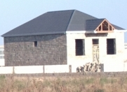 Satılır 4 otaqlı 90 m2 həyət evi Binə