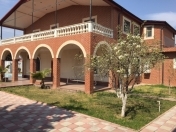 Satılır 7 otaqlı 370 m2 bağ evi Şüvəlan
