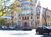 Satılır 4 otaqlı 120 m2 köhnə tikili İçəri Şəhər m.