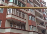 Satılır 5 otaqlı 338 m2 yeni tikili 28 May m.