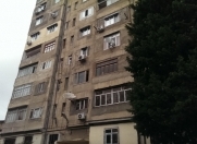 Satılır 1 otaqlı 33 m2 köhnə tikili 1 mkr