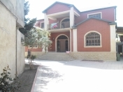 Satılır 4 otaqlı 600 m2 həyət evi Bakıxanov