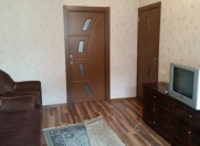 İcarəyə verilir 2 otaqlı 60 m2 köhnə tikili 1 mkr