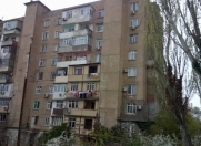 Satılır 2 otaqlı 73 m2 köhnə tikili İnşaatçılar m.