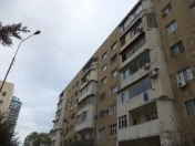 İcarəyə verilir 3 otaqlı 80 m2 köhnə tikili 8 mkr