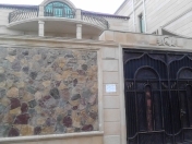 Satılır 6 otaqlı 330 m2 həyət evi Bakıxanov