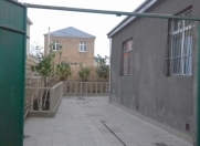 Satılır 3 otaqlı 250 m2 bağ evi Saray