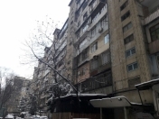 Satılır 3 otaqlı 80 m2 köhnə tikili Yasamal r.