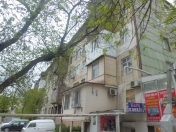 Satılır 2 otaqlı 45 m2 köhnə tikili Yasamal parkı