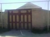 Satılır 4 otaqlı 150 m2 həyət evi Binə