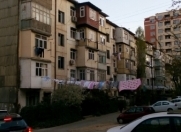 Satılır 3 otaqlı 65 m2 köhnə tikili Zərifə Əliyeva adına park