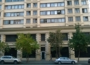 Satılır 2 otaqlı 72 m2 köhnə tikili 9 mkr