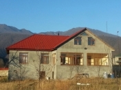 İcarəyə verilir 5 otaqlı 200 m2 həyət evi Qəbələ