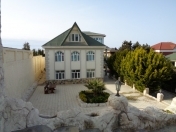 Satılır 8 otaqlı 550 m2 həyət evi Bilgəh