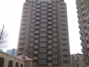 Satılır 4 otaqlı 172 m2 yeni tikili Səməd Vurğun parkı