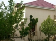 Satılır 4 otaqlı 170 m2 həyət evi Buzovna
