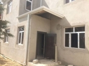 Satılır 5 otaqlı 200 m2 həyət evi Badamdar