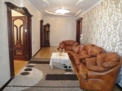 Satılır 5 otaqlı 192 m2 yeni tikili Tibb Universiteti