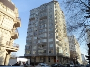 Satılır 5 otaqlı 180 m2 yeni tikili Nəsimi r.