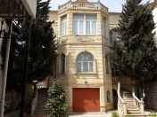 Satılır 8 otaqlı 720 m2 həyət evi Bakıxanov