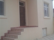 Satılır 4 otaqlı 130 m2 həyət evi Beşmərtəbə