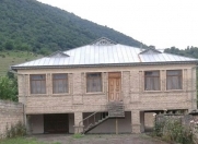 Satılır 10 otaqlı 650 m2 həyət evi İsmayıllı