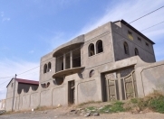 Satılır 9 otaqlı 630 m2 həyət evi Sahil m.