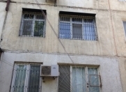 Satılır 2 otaqlı 43 m2 köhnə tikili 7 mkr