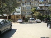 Satılır 3 otaqlı 65 m2 köhnə tikili Neftçilər m.