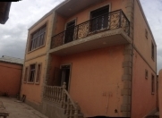 Satılır 5 otaqlı 2.5 m2 bağ evi Xırdalan