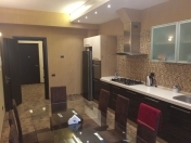 Satılır 3 otaqlı 80 m2 yeni tikili 1 mkr