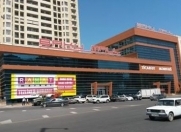 Satılır 2 otaqlı 72 m2 obyekt İnşaatçılar m.