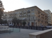 İcarəyə verilir 2 otaqlı 85 m2 köhnə tikili Sahil bağı