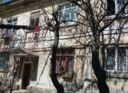 Satılır 3 otaqlı 60 m2 köhnə tikili Badamdar