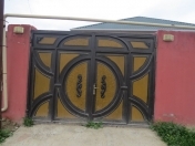 Satılır 4 otaqlı 250 m2 həyət evi Sulutəpə