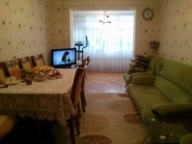Satılır 4 otaqlı 70 m2 köhnə tikili İnşaatçılar m.
