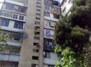 Satılır 1 otaqlı 40 m2 köhnə tikili İnşaatçılar m.