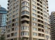 Satılır 3 otaqlı 110 m2 yeni tikili Elmlər Akademiyası m.