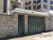 Satılır 8 otaqlı 580 m2 həyət evi Bakıxanov