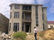 Satılır 7 otaqlı 520 m2 həyət evi Badamdar