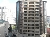 Satılır 3 otaqlı 152 m2 yeni tikili Hyatt Regency