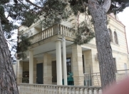 İcarəyə verilir 10 otaqlı 300 m2 bağ evi Mərdəkan