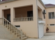 İcarəyə verilir 4 otaqlı 200 m2 bağ evi Mərdəkan