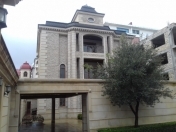 İcarəyə verilir 9 otaqlı 600 m2 həyət evi Gənclik m.