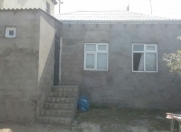 Satılır 2 otaqlı 100 m2 həyət evi Ramana