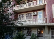 Satılır 7 otaqlı 361 m2 həyət evi İnşaatçılar m.