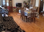 Satılır 6 otaqlı 2 m2 həyət evi Yasamal parkı