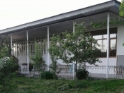 İcarəyə verilir 4 otaqlı 300 m2 həyət evi Şəki